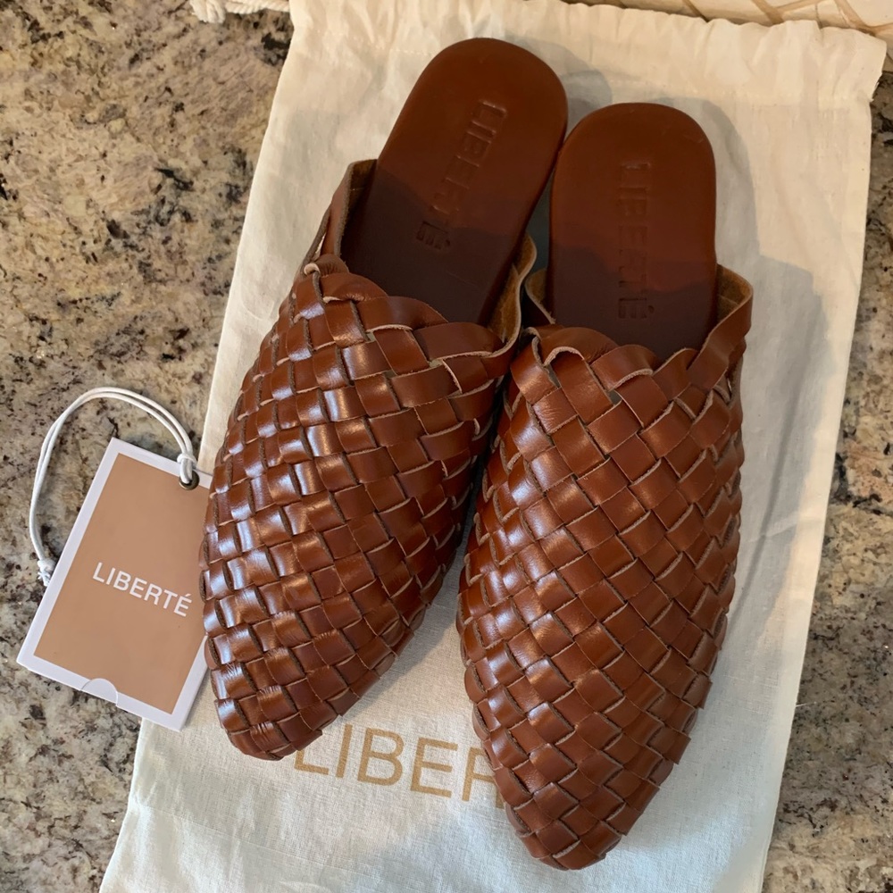 NWT- never worn. Size 9